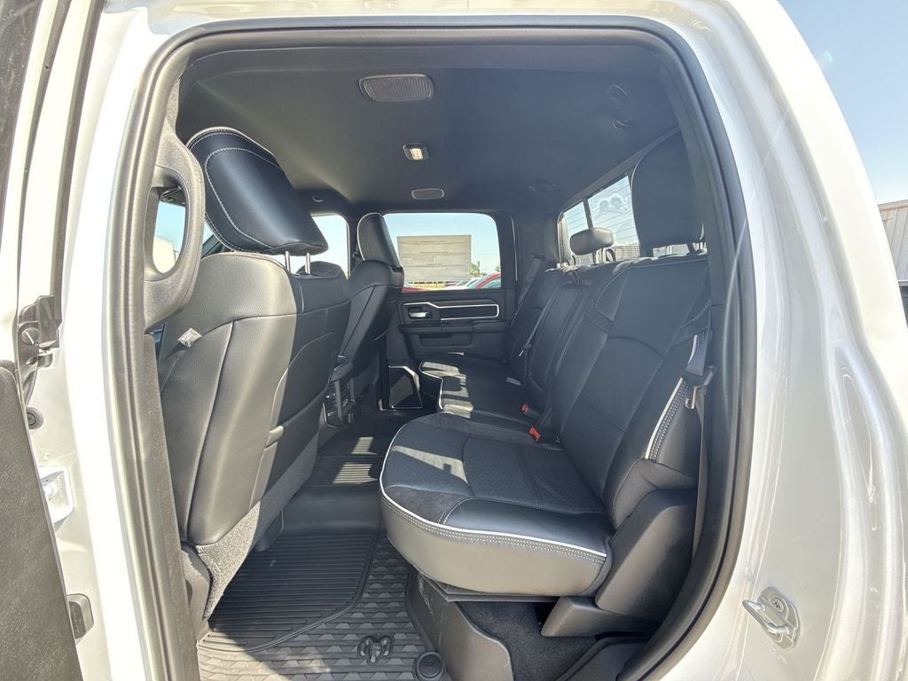 2026 RAM Ram 3500 RAM 3500 LARAMIE CREW CAB 4X4 8' BOX