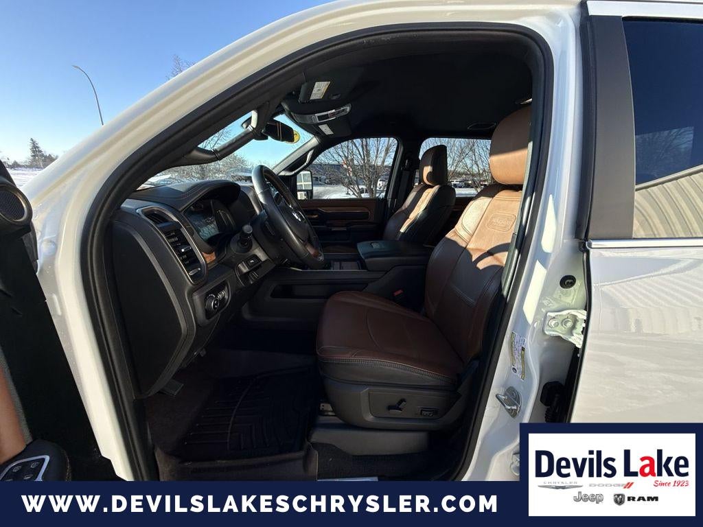 2024 RAM 3500 Limited Longhorn Crew Cab 4x4 8' Box