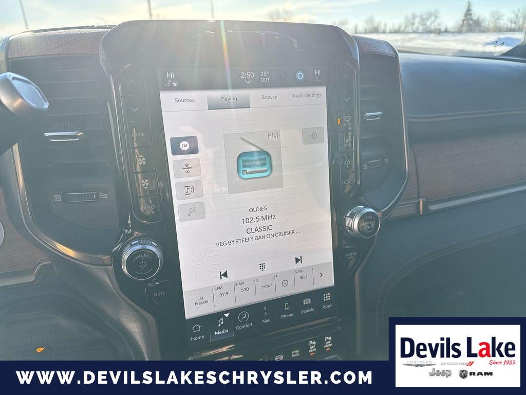 2024 RAM 3500 Limited Longhorn Crew Cab 4x4 8' Box