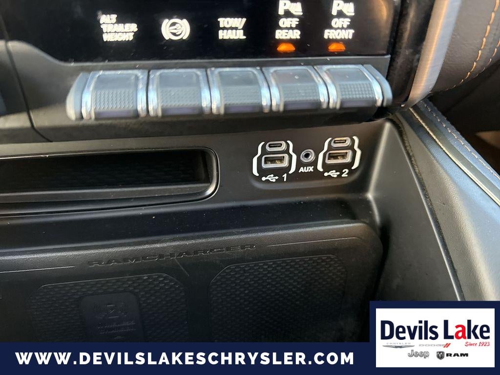 2024 RAM 3500 Limited Longhorn Crew Cab 4x4 8' Box