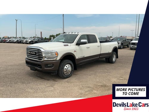 2022 RAM 3500 Limited Longhorn Crew Cab 4x4 8' Box