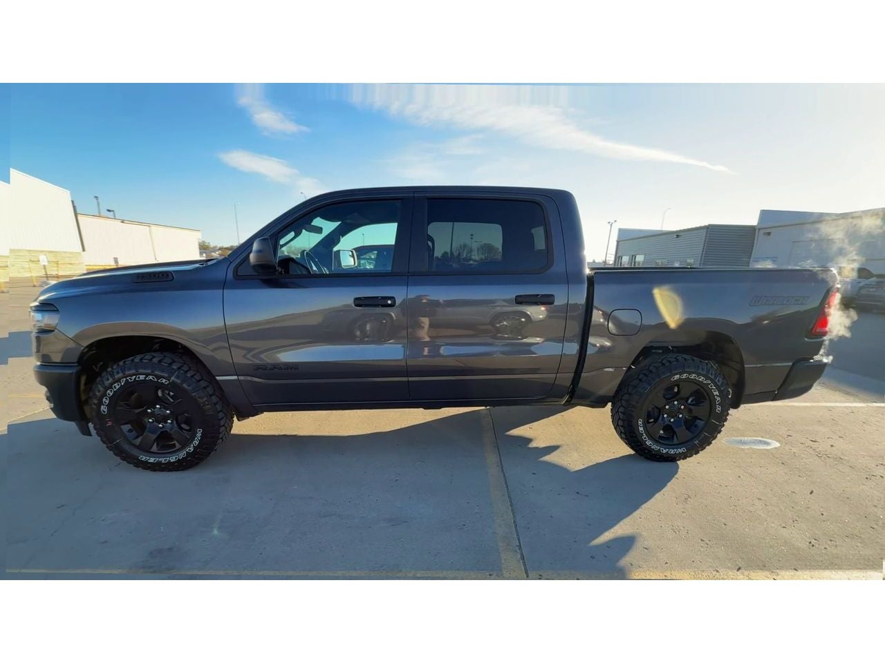 2027 RAM Ram 1500 RAM 1500 WARLOCK CREW CAB 4X4 5'7' BOX