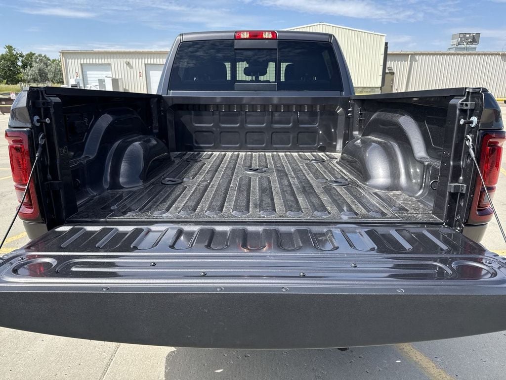 2026 RAM 2500 RAM 2500 WARLOCK CREW CAB 4X4 6'4' BOX