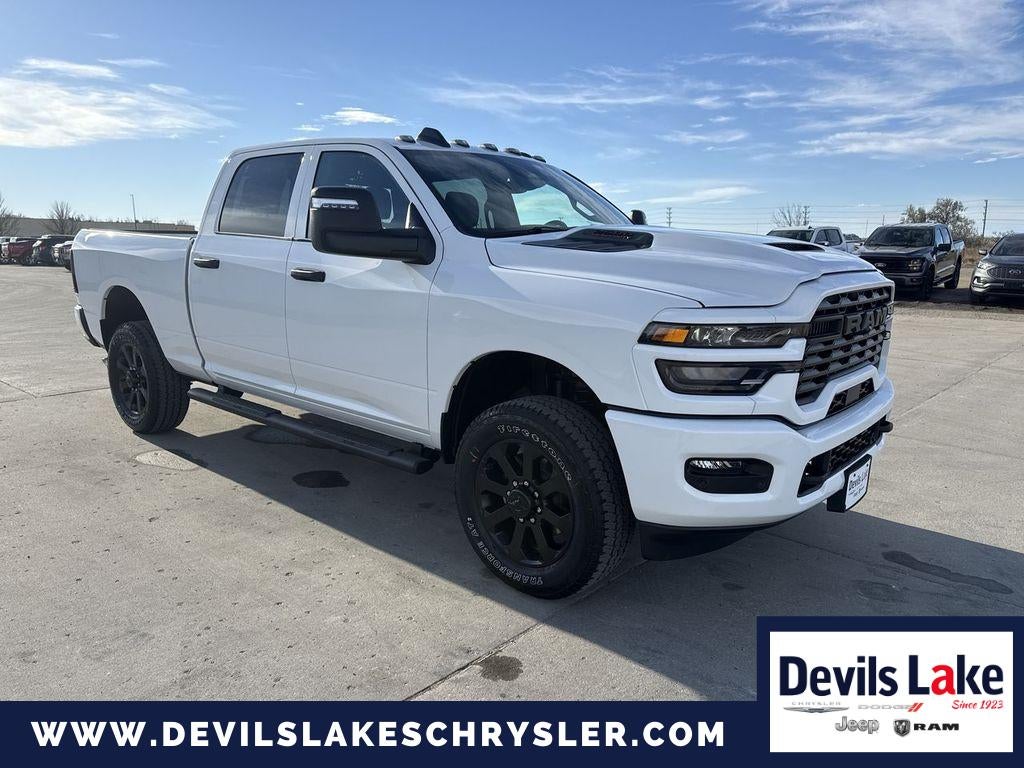 2026 RAM Ram 2500 RAM 2500 BLACK EXPRESS CREW CAB 4X4 6'4' BOX