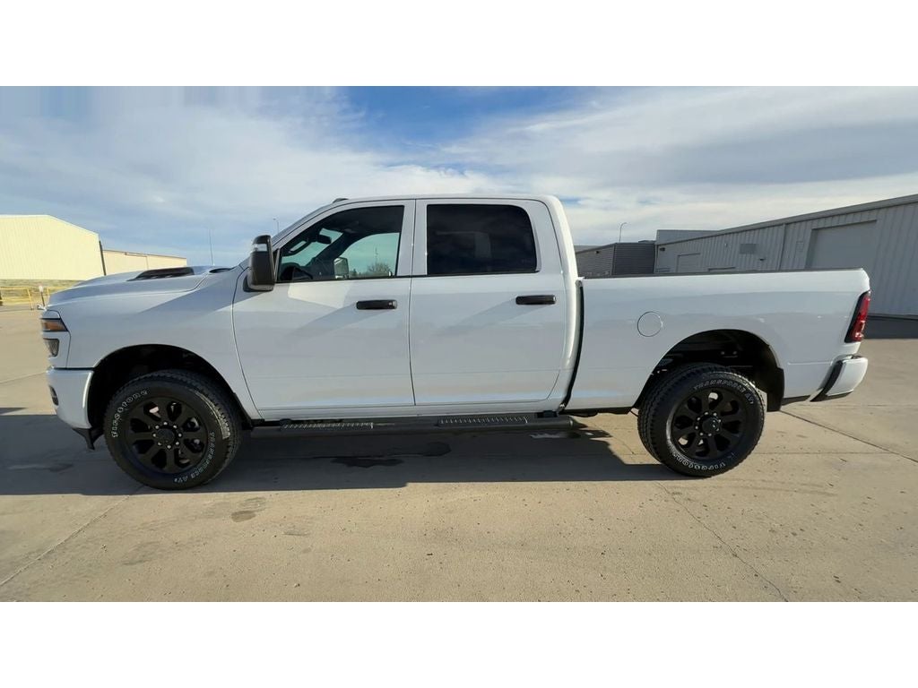 2026 RAM Ram 2500 RAM 2500 BLACK EXPRESS CREW CAB 4X4 6'4' BOX