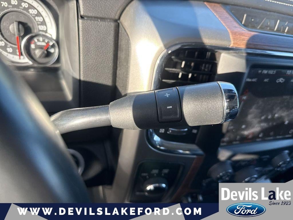 2018 RAM 2500 Laramie Crew Cab 4x4 6'4' Box