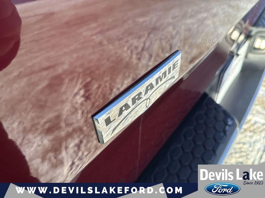 2018 RAM 2500 Laramie Crew Cab 4x4 6'4' Box