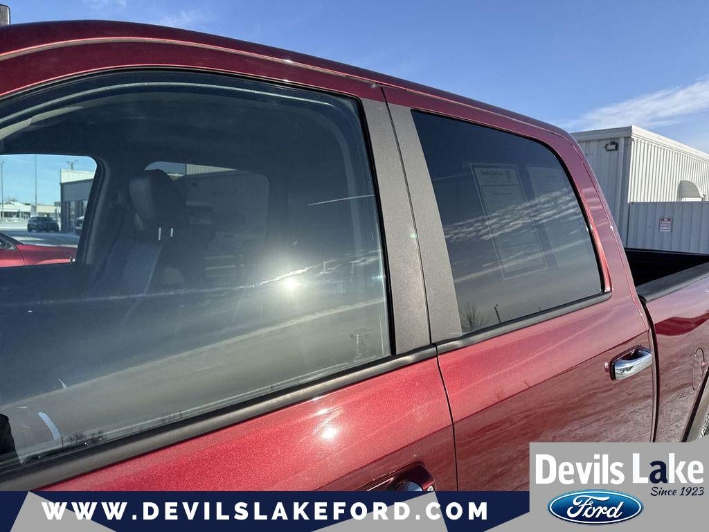 2018 RAM 2500 Laramie Crew Cab 4x4 6'4' Box