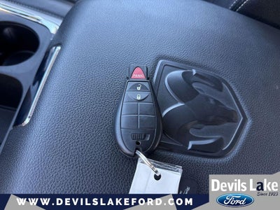 2018 RAM 2500 Laramie Crew Cab 4x4 6'4' Box