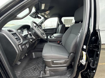 2026 RAM Ram 2500 RAM 2500 BLACK EXPRESS CREW CAB 4X4 8' BOX