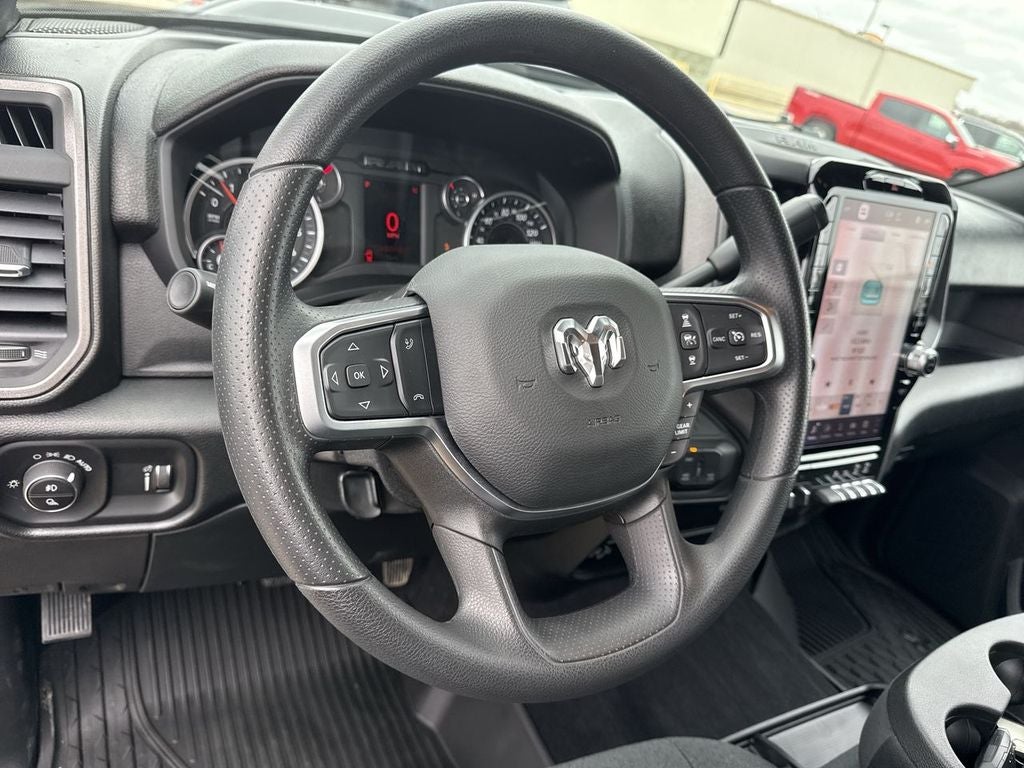 2026 RAM Ram 2500 RAM 2500 BLACK EXPRESS CREW CAB 4X4 8' BOX