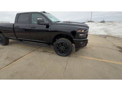 2026 RAM Ram 2500 RAM 2500 BLACK EXPRESS CREW CAB 4X4 8' BOX