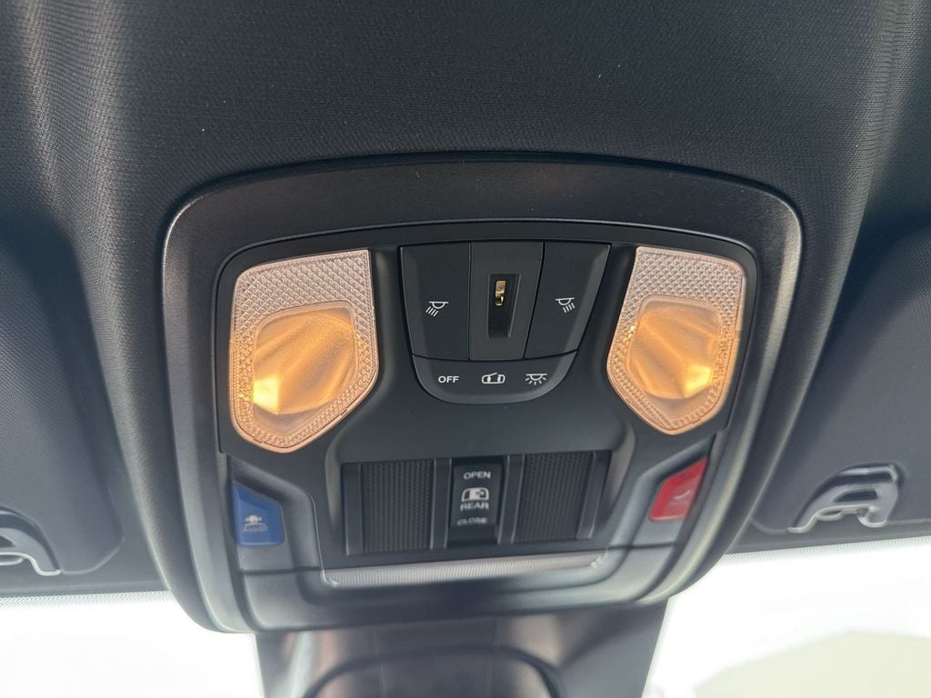 2026 RAM Ram 2500 RAM 2500 BLACK EXPRESS CREW CAB 4X4 8' BOX