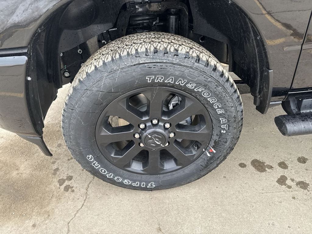 2026 RAM Ram 2500 RAM 2500 BLACK EXPRESS CREW CAB 4X4 8' BOX