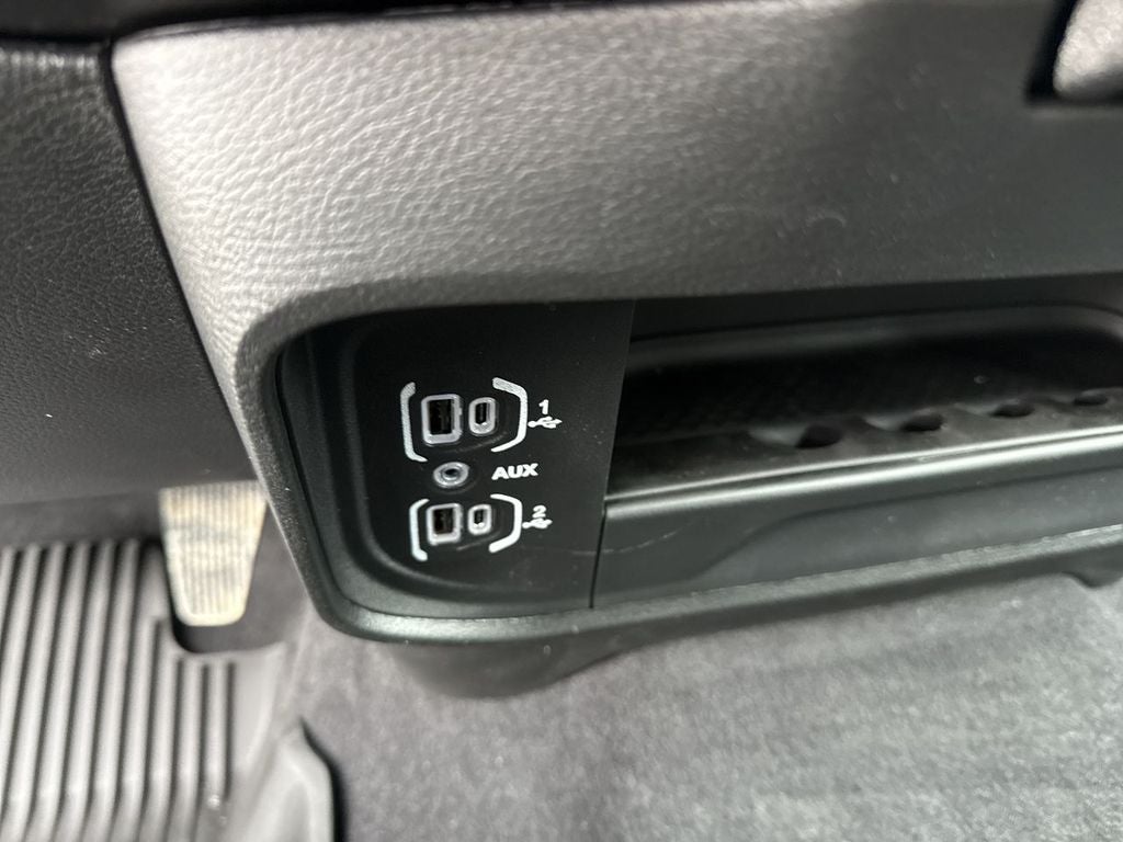 2026 RAM Ram 2500 RAM 2500 BLACK EXPRESS CREW CAB 4X4 8' BOX