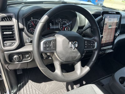 2026 RAM Ram 2500 RAM 2500 BLACK EXPRESS CREW CAB 4X4 8' BOX