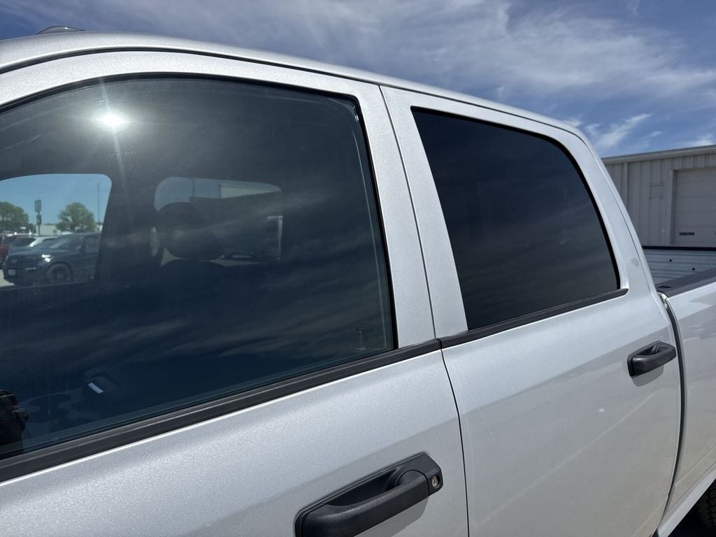 2026 RAM Ram 2500 RAM 2500 BLACK EXPRESS CREW CAB 4X4 8' BOX