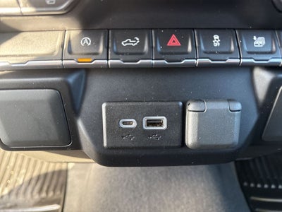 2022 Chevrolet Silverado 1500 LTD 4WD Crew Cab Short Bed LT