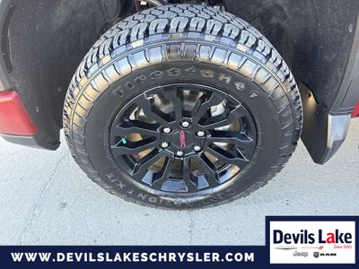 2022 GMC Sierra 1500 4WD Crew Cab Short Box AT4X