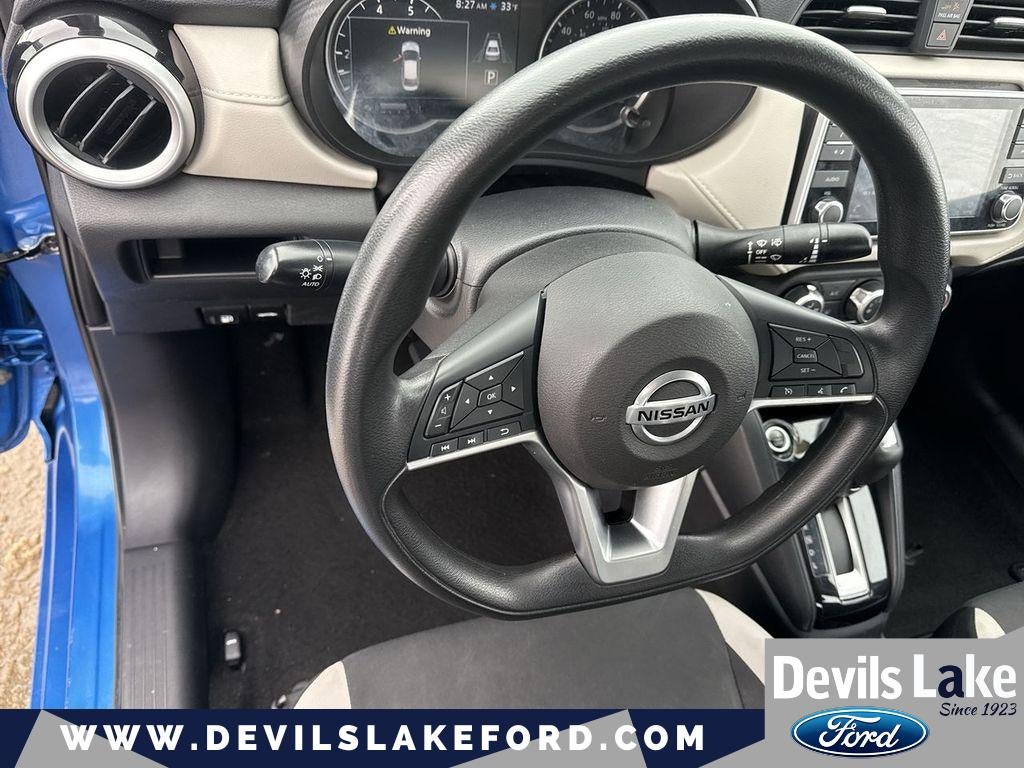 2021 Nissan Versa SV Xtronic CVT