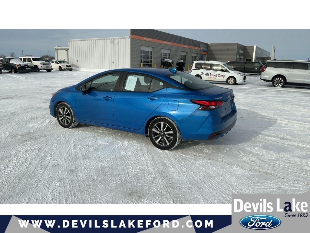 2021 Nissan Versa SV Xtronic CVT