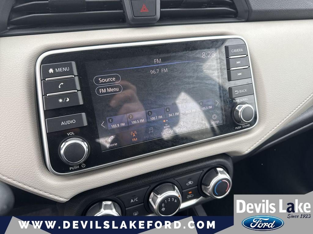 2021 Nissan Versa SV Xtronic CVT