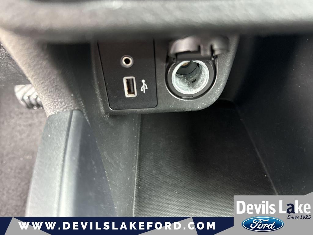 2021 Nissan Versa SV Xtronic CVT