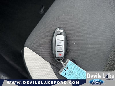 2021 Nissan Versa SV Xtronic CVT