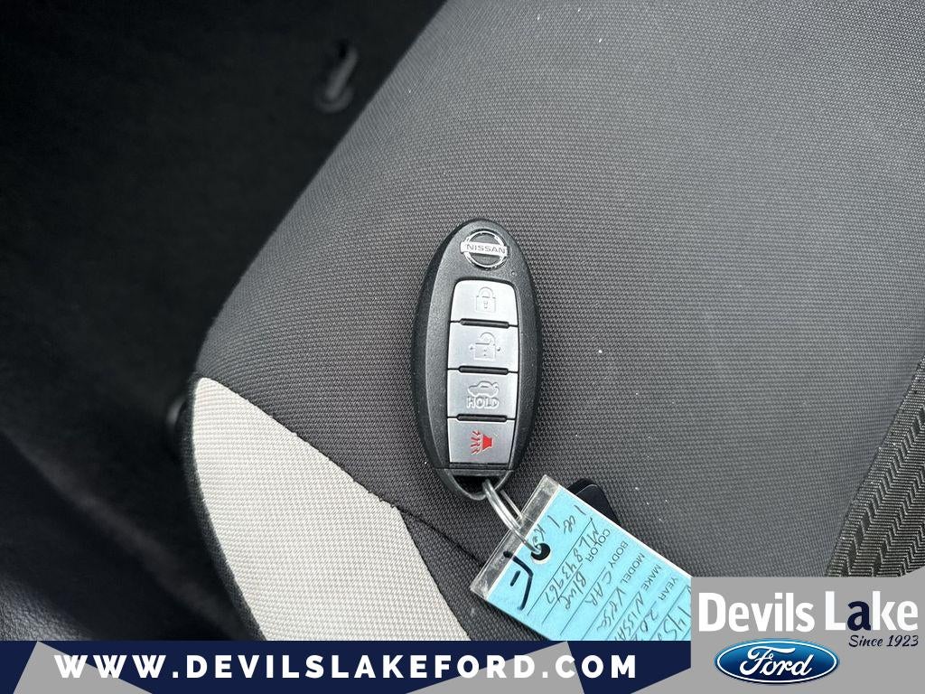 2021 Nissan Versa SV Xtronic CVT