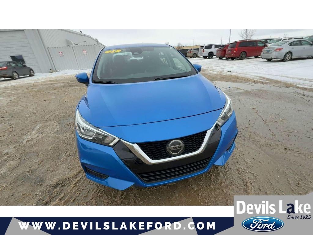 2021 Nissan Versa SV Xtronic CVT