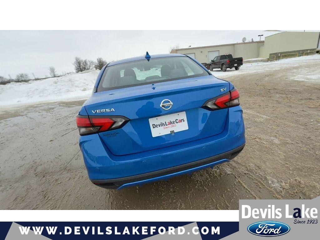 2021 Nissan Versa SV Xtronic CVT