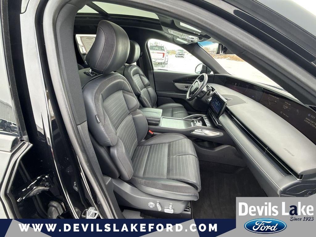 2024 Lincoln Nautilus Reserve