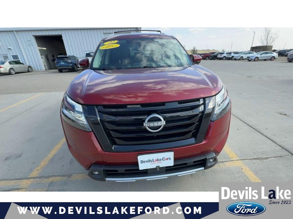 2022 Nissan Pathfinder SL 4WD